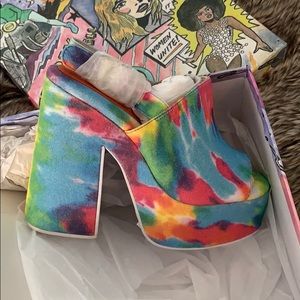 Jeffrey Campbell tie dye chunky platform sandals 6